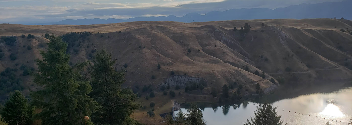 Gorgeous mountain view overlooking a pond