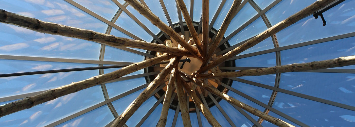 sticks radiating like spokes from a circular center